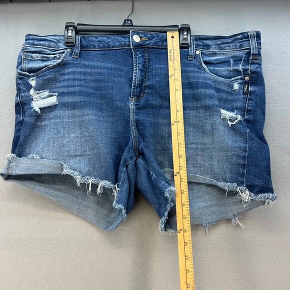 Silver Jean Co. Shorts Women's Size 22X5.5L Suki Distressed Casual Normcore - Picture 7 of 14